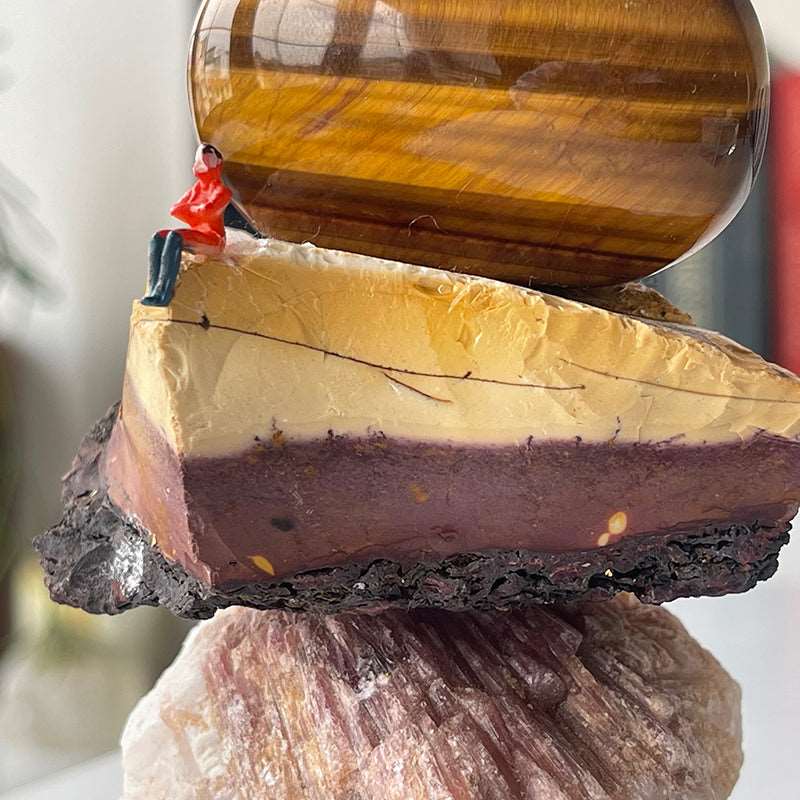 Kartallar yüksek uçar