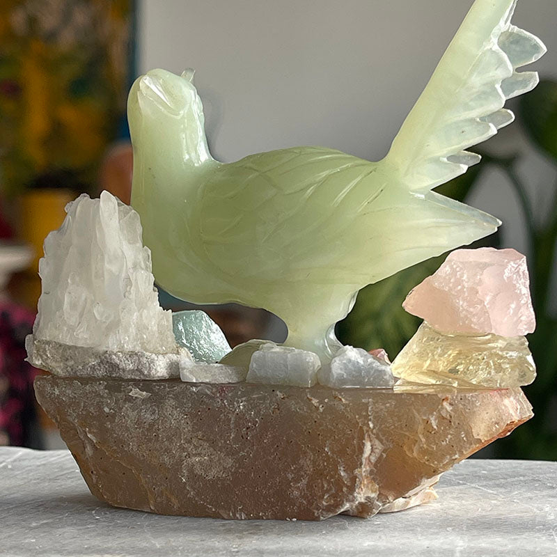 Yeşim Taşından Şifa Kuşu