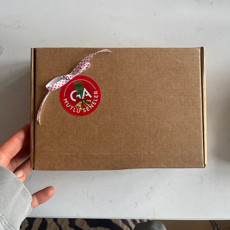 Kahvenizi İçin, Bakın Keyfinize