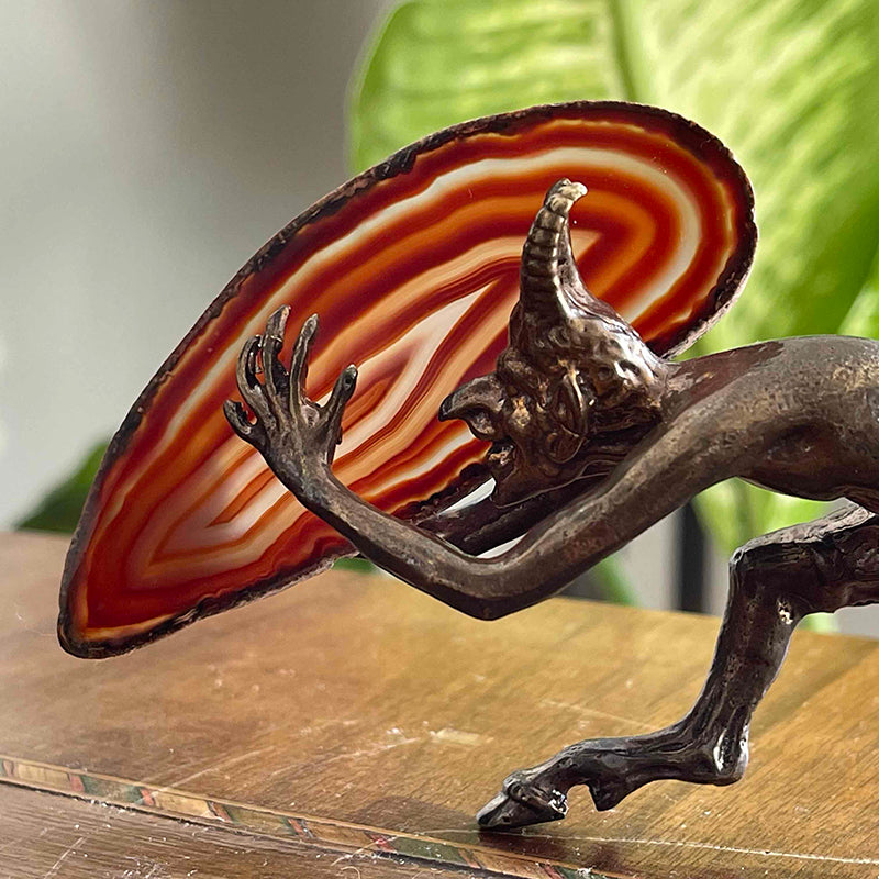 Şeytana Pabucunu Ters Giydir