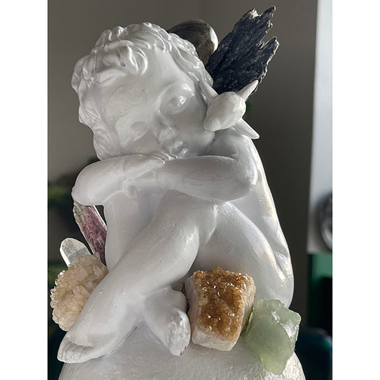 Yunusun Kanatlı Meleği