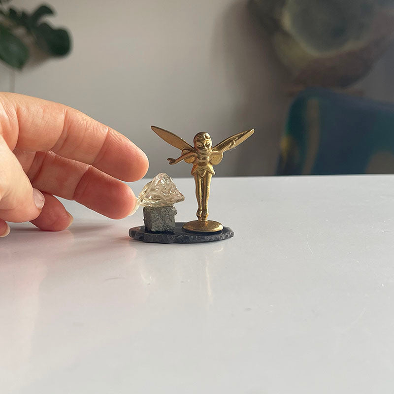 İlham ve Bolluk Perisi