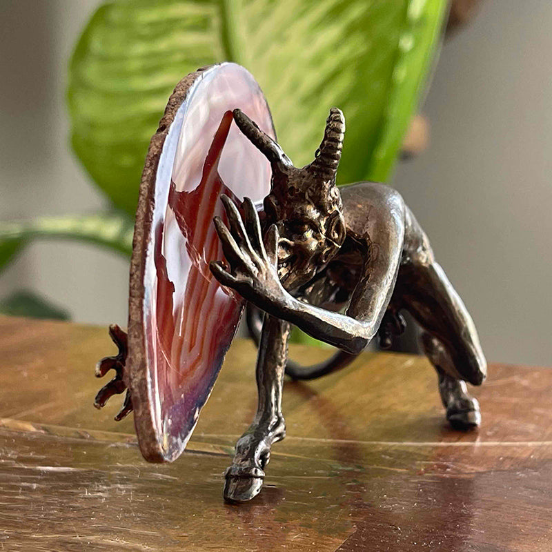 Şeytana Pabucunu Ters Giydir