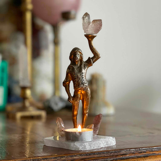 Yolunu Aydınlatırım